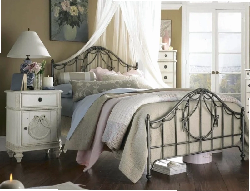 Ánh sáng phòng ngủ với mẹo decor tiết kiệm