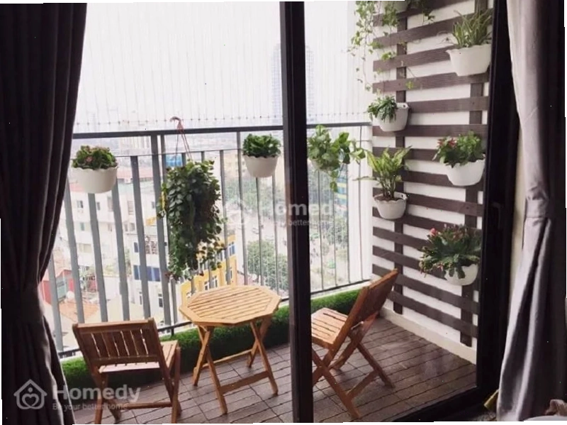 Ban công hình chữ L tận dụng góc nhìn
