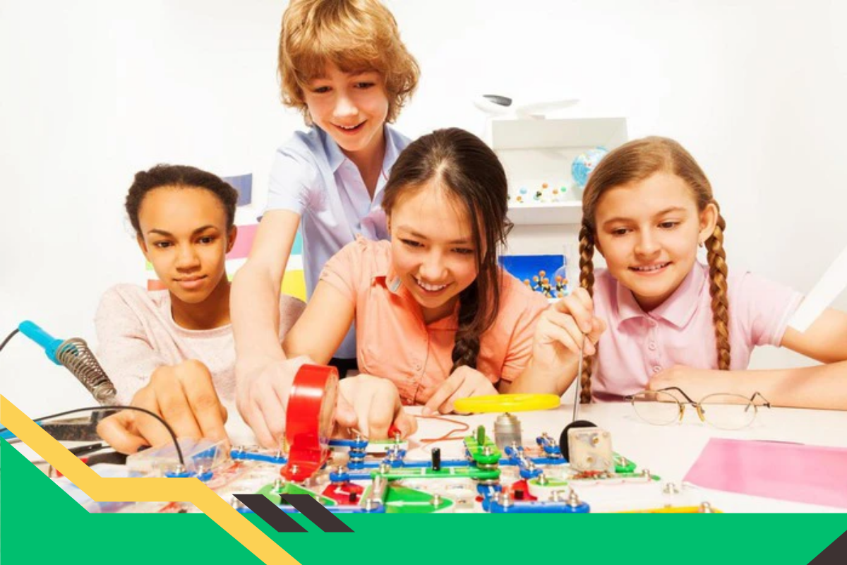 steam-trong-thu-cong-vua-choi-vua-hoc-cung-tre